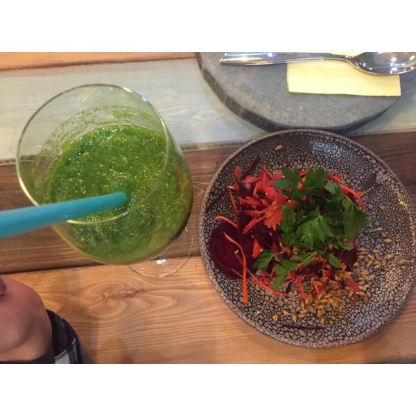 Ресторанный сервис бронирования столиков menu-rest.com - Интерьер ресторана "RA Family"