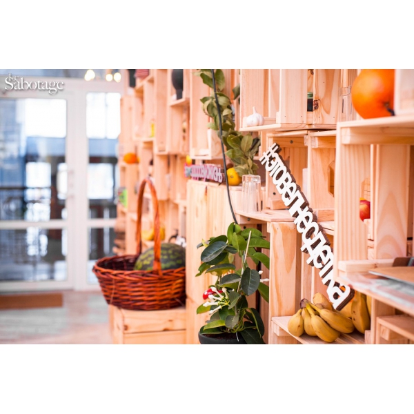 Ресторанный сервис бронирования столиков menu-rest.com - Интерьер ресторана "RA Family"