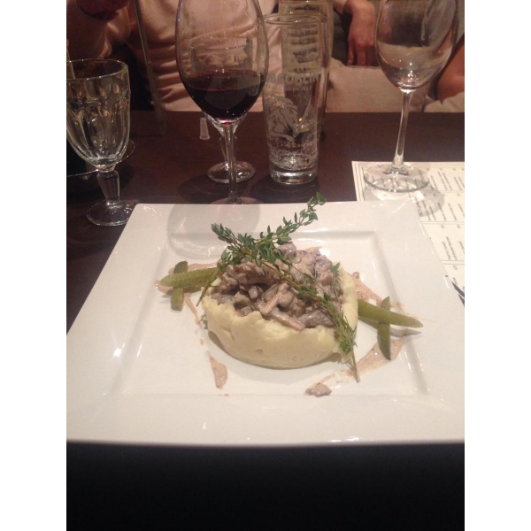 Ресторанный сервис бронирования столиков menu-rest.com - Интерьер ресторана "SOLO SOLO"