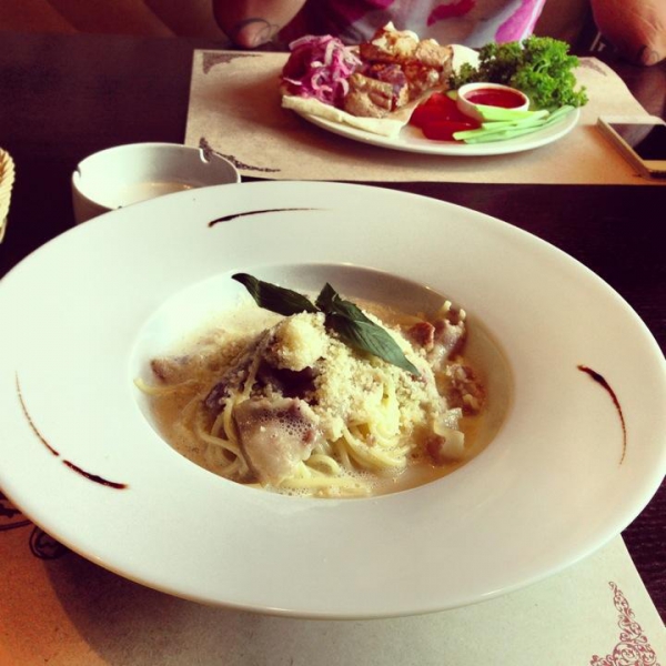 Ресторанный сервис бронирования столиков menu-rest.com - Интерьер ресторана "Предместье"