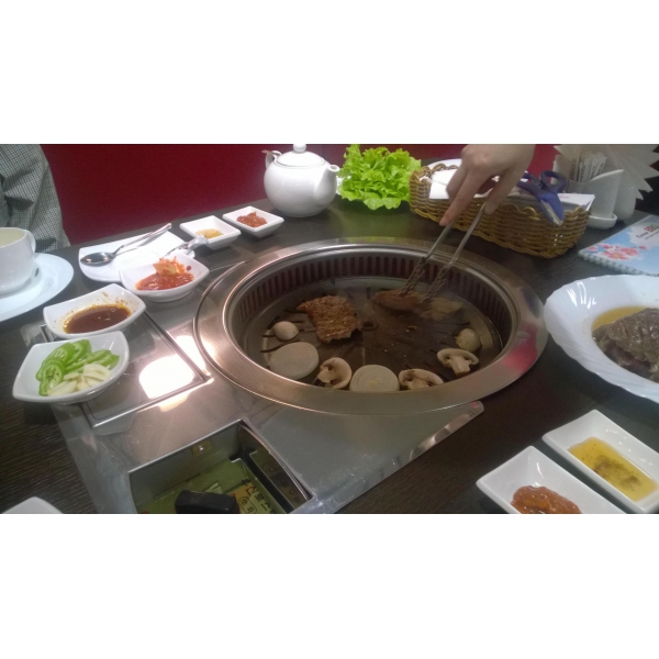 Ресторанный сервис бронирования столиков menu-rest.com - Интерьер ресторана "Korean BBQ Гриль"