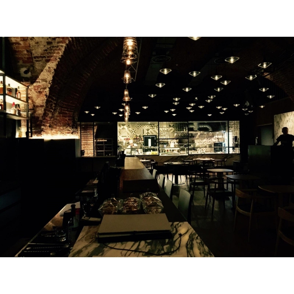 Ресторанный сервис бронирования столиков menu-rest.com - Интерьер ресторана "QBar"