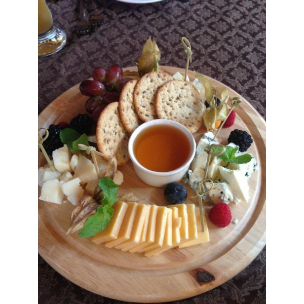 Ресторанный сервис бронирования столиков menu-rest.com - Интерьер ресторана "Лесная рапсодия"