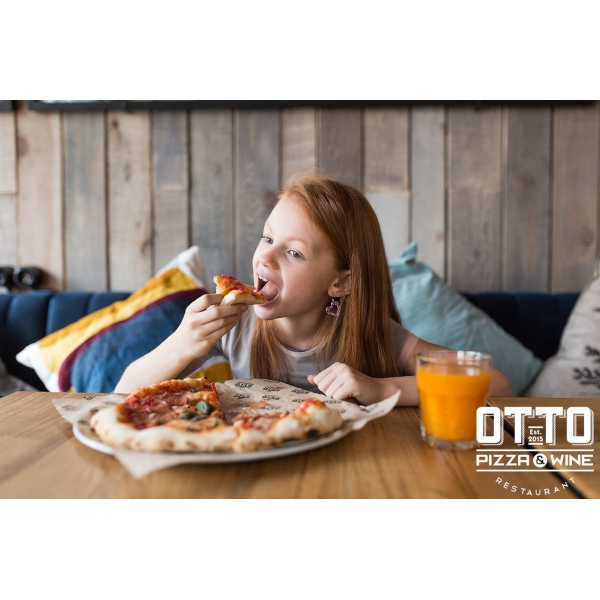Ресторанный сервис бронирования столиков menu-rest.com - Интерьер ресторана "OTTO Pizza & Wine"