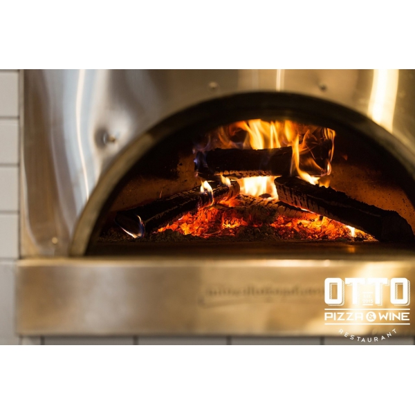 Ресторанный сервис бронирования столиков menu-rest.com - Интерьер ресторана "OTTO Pizza & Wine"