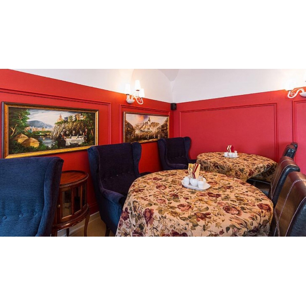 Ресторанный сервис бронирования столиков menu-rest.com - Интерьер ресторана "Мадлиани"