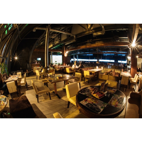 Ресторанный сервис бронирования столиков menu-rest.com - Интерьер ресторана "Maximilian"