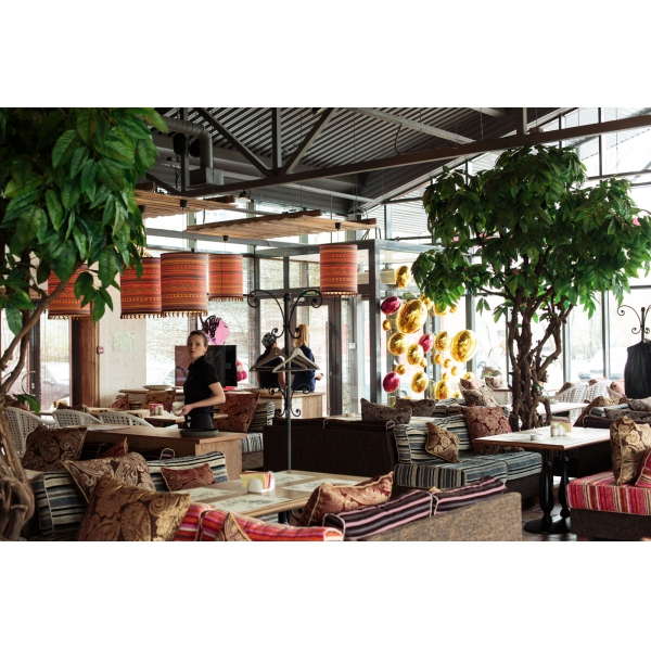 Ресторанный сервис бронирования столиков menu-rest.com - Интерьер ресторана "Бахрома"