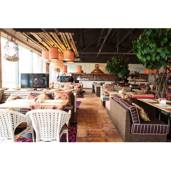 Ресторанный сервис бронирования столиков menu-rest.com - Интерьер ресторана "Бахрома"