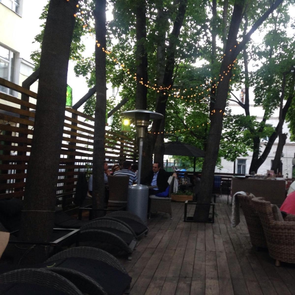 Ресторанный сервис бронирования столиков menu-rest.com - Интерьер ресторана "LavkaLavka"