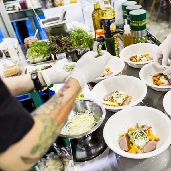 Ресторанный сервис бронирования столиков menu-rest.com - Интерьер ресторана "LavkaLavka"