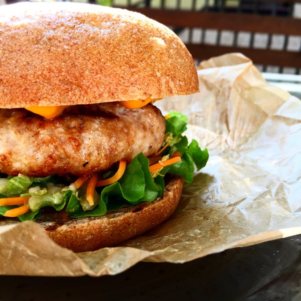 Ресторанный сервис бронирования столиков menu-rest.com - Интерьер ресторана "LavkaLavka"