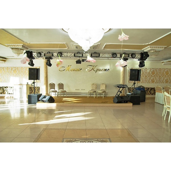 Ресторанный сервис бронирования столиков menu-rest.com - Интерьер ресторана "Monte Cristo"