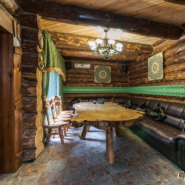 Ресторанный сервис бронирования столиков menu-rest.com - Интерьер ресторана "Таёжный"