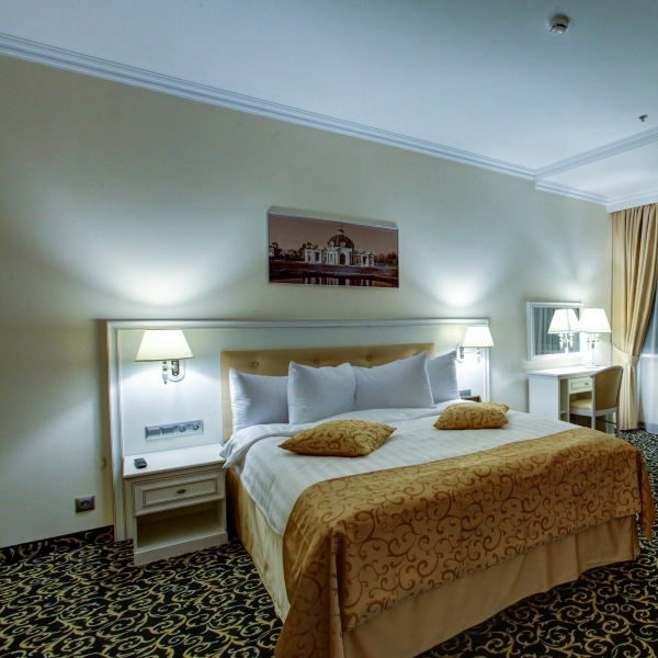 Ресторанный сервис бронирования столиков menu-rest.com - Интерьер ресторана "Принц Парк Отель"