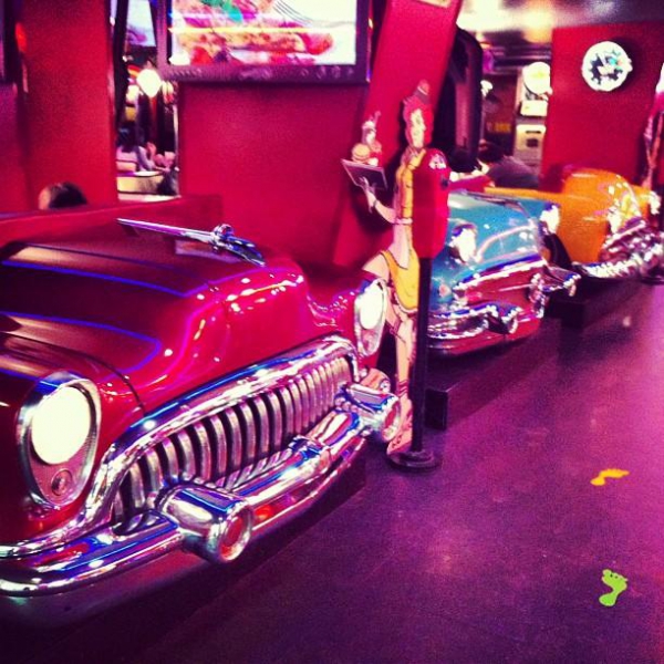 Ресторанный сервис бронирования столиков menu-rest.com - Интерьер ресторана "Beverly Hills Diner"