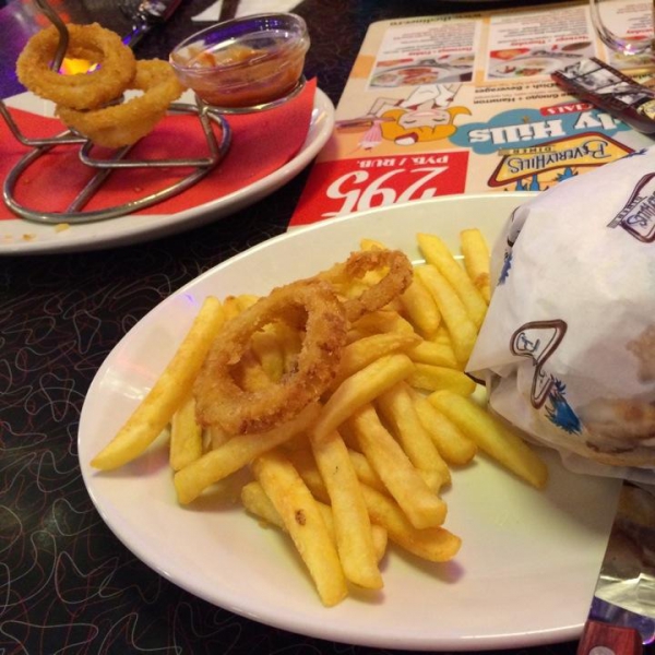 Ресторанный сервис бронирования столиков menu-rest.com - Интерьер ресторана "Beverly Hills Diner"