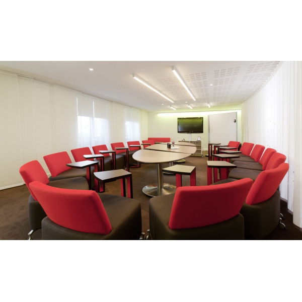 Ресторанный сервис бронирования столиков menu-rest.com - Интерьер ресторана "Novotel Москва Сити"