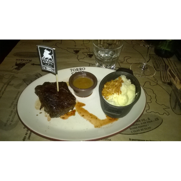 Ресторанный сервис бронирования столиков menu-rest.com - Интерьер ресторана "TORRO GRILL"