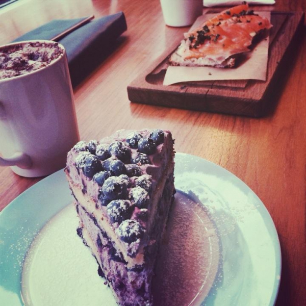 Ресторанный сервис бронирования столиков menu-rest.com - Интерьер ресторана "FRIENDS FOREVER"