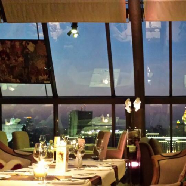 Ресторанный сервис бронирования столиков menu-rest.com - Интерьер ресторана "White Rabbit"
