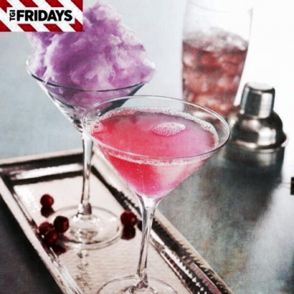 Ресторанный сервис бронирования столиков menu-rest.com - Интерьер ресторана "T.G.I. Friday`s"