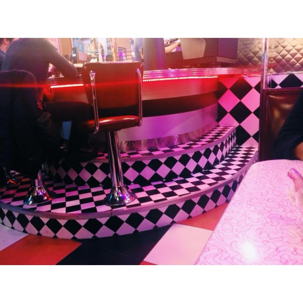 Ресторанный сервис бронирования столиков menu-rest.com - Интерьер ресторана "Beverly Hills Diner"