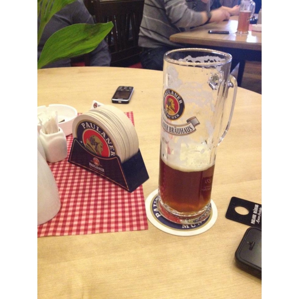 Ресторанный сервис бронирования столиков menu-rest.com - Интерьер ресторана "Paulaner Brauhaus"