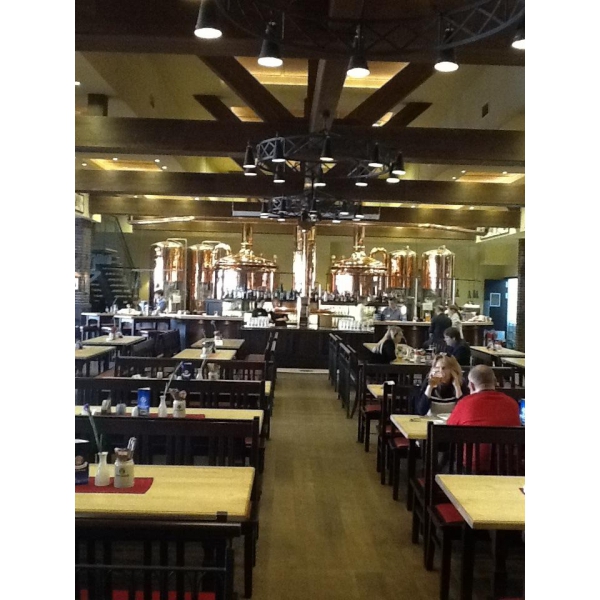 Ресторанный сервис бронирования столиков menu-rest.com - Интерьер ресторана "Paulaner Brauhaus"