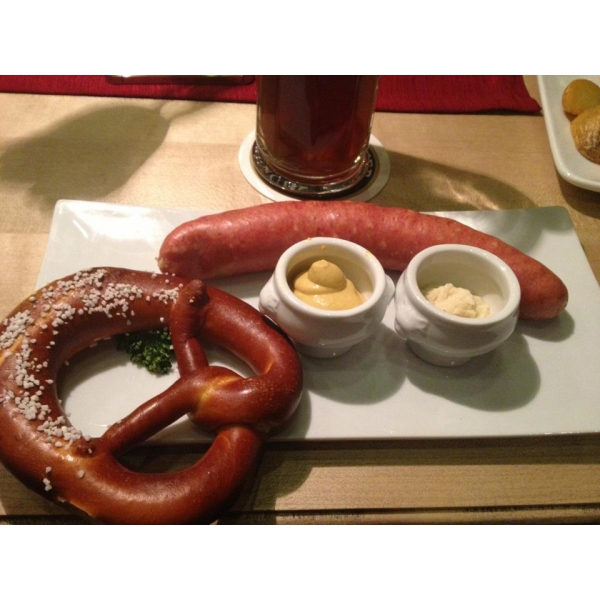 Ресторанный сервис бронирования столиков menu-rest.com - Интерьер ресторана "Paulaner Brauhaus"
