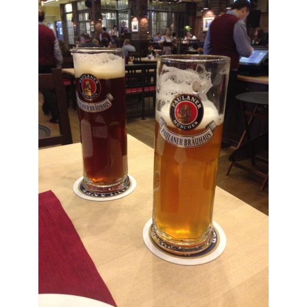 Ресторанный сервис бронирования столиков menu-rest.com - Интерьер ресторана "Paulaner Brauhaus"