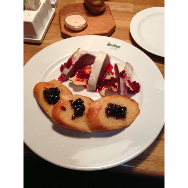 Ресторанный сервис бронирования столиков menu-rest.com - Интерьер ресторана "ПИЛЗНЕР"