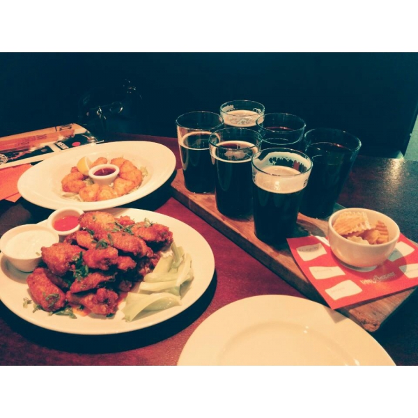 Ресторанный сервис бронирования столиков menu-rest.com - Интерьер ресторана "Beerмаркет"