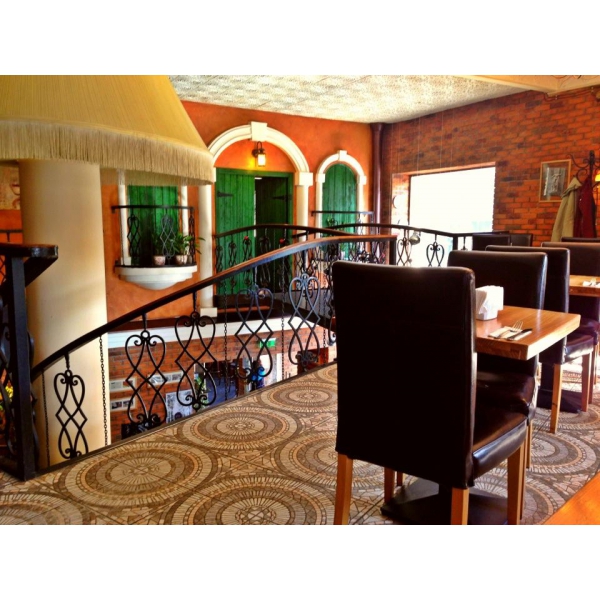 Ресторанный сервис бронирования столиков menu-rest.com - Интерьер ресторана "Pizza Express"