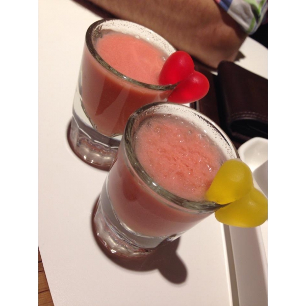 Ресторанный сервис бронирования столиков menu-rest.com - Интерьер ресторана "Изя гриль"