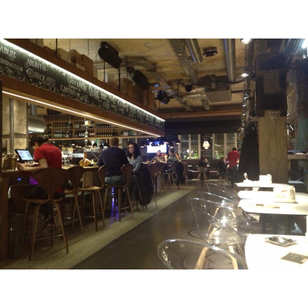 Ресторанный сервис бронирования столиков menu-rest.com - Интерьер ресторана "Изя гриль"