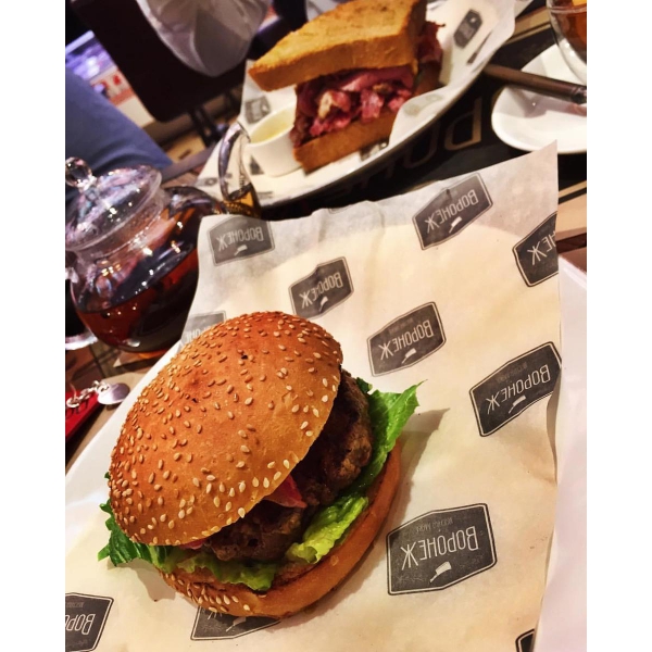 Ресторанный сервис бронирования столиков menu-rest.com - Интерьер ресторана "Воронеж"