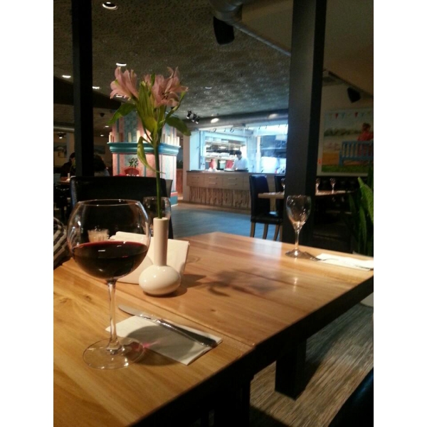 Ресторанный сервис бронирования столиков menu-rest.com - Интерьер ресторана "Pizza Express"