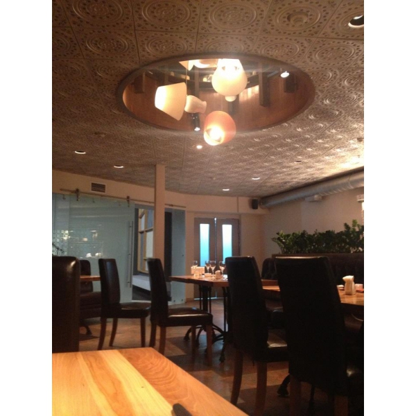 Ресторанный сервис бронирования столиков menu-rest.com - Интерьер ресторана "Pizza Express"