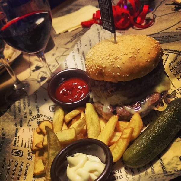 Ресторанный сервис бронирования столиков menu-rest.com - Интерьер ресторана "TORRO GRILL"