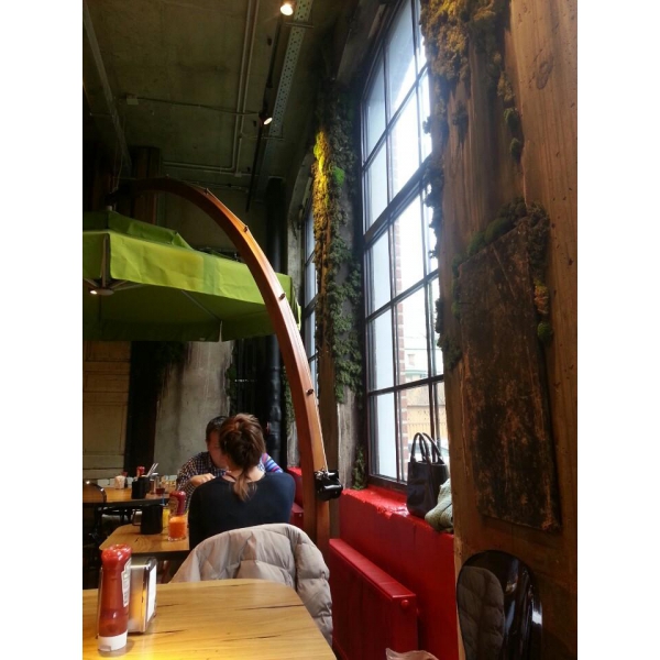 Ресторанный сервис бронирования столиков menu-rest.com - Интерьер ресторана "Изя гриль"