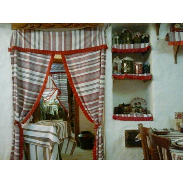 Ресторанный сервис бронирования столиков menu-rest.com - Интерьер ресторана "Тарас Бульба"