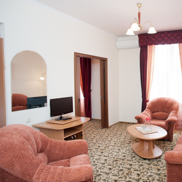 Ресторанный сервис бронирования столиков menu-rest.com - Интерьер ресторана "Ресторан «Турист»"