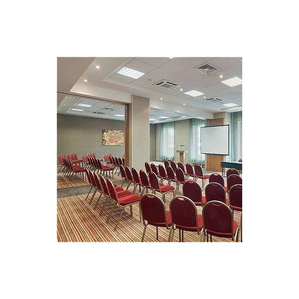 Ресторанный сервис бронирования столиков menu-rest.com - Интерьер ресторана "Holiday Inn Moscow Lesnaya & Suschevsky"