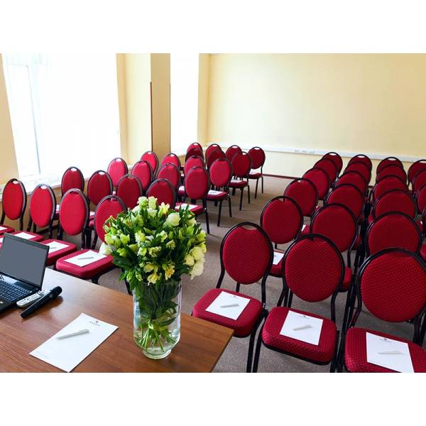 Ресторанный сервис бронирования столиков menu-rest.com - Интерьер ресторана "Максима Хотелс"