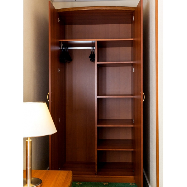 Ресторанный сервис бронирования столиков menu-rest.com - Интерьер ресторана "Максима Хотелс"