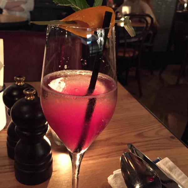 Ресторанный сервис бронирования столиков menu-rest.com - Интерьер ресторана "Jamie`s Italian"