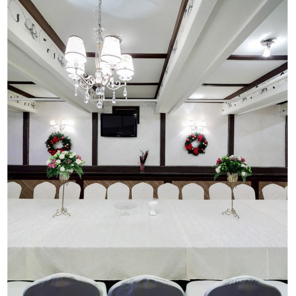 Ресторанный сервис бронирования столиков menu-rest.com - Интерьер ресторана "Бакинский бульвар"