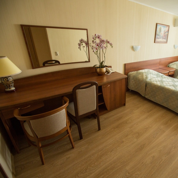 Ресторанный сервис бронирования столиков menu-rest.com - Интерьер ресторана "КАФЕ «САЯНЫ»"