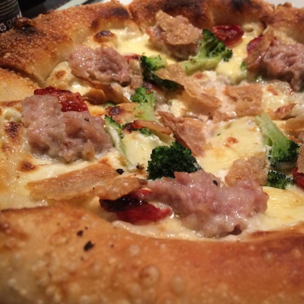 Ресторанный сервис бронирования столиков menu-rest.com - Интерьер ресторана "Zotman Pizza Pie"